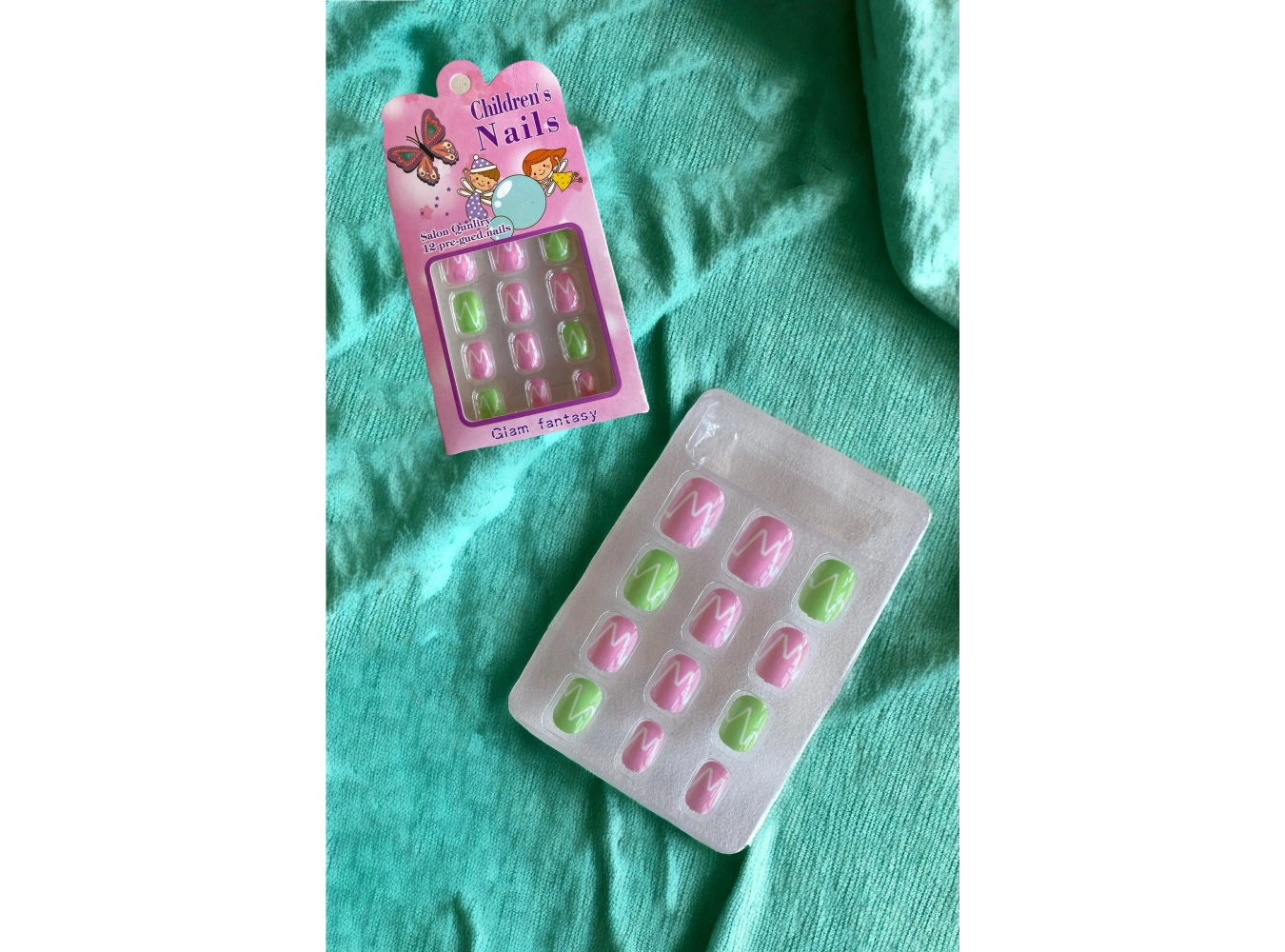 Karışık Renk Çocuk Tırnak