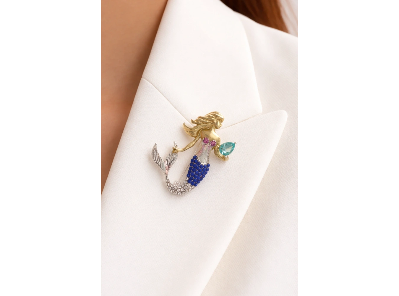 Karışık Renk Deniz Kızı Figürlü Taşlı Broş