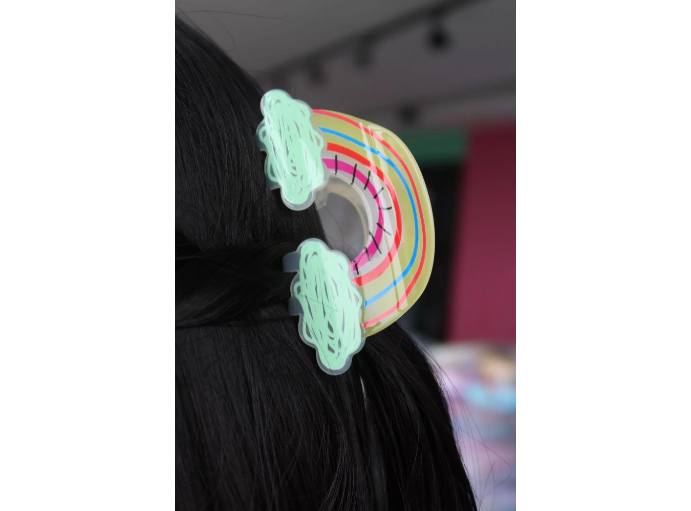 Karışık Renk Gökkuşağı Detaylı Kemik Mandal Toka