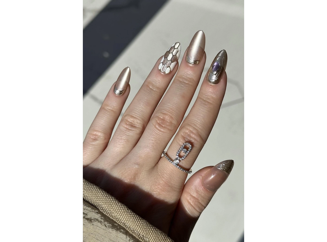 Karışık Renk Jel Tırnak Görünümlü 10lu Takma Tınak Set (Yapıştırıcılı)