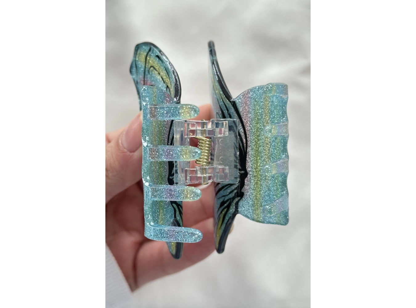 Karışık Renk Kelebek Figürlü Sim Detaylı Kemik Mandal Toka