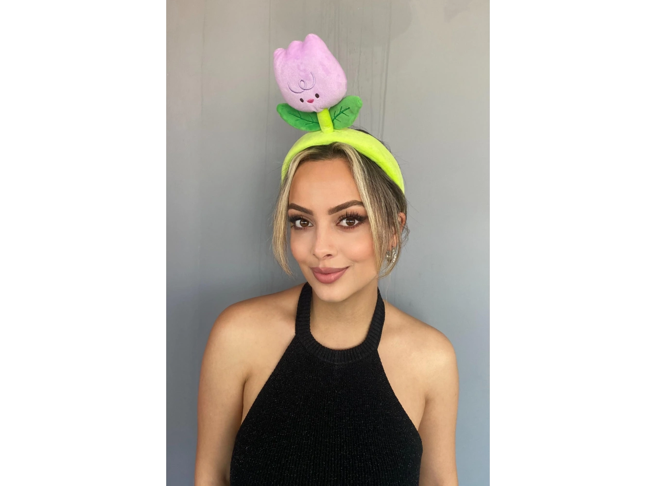 Karışık Renk Lale Figürlü Taç