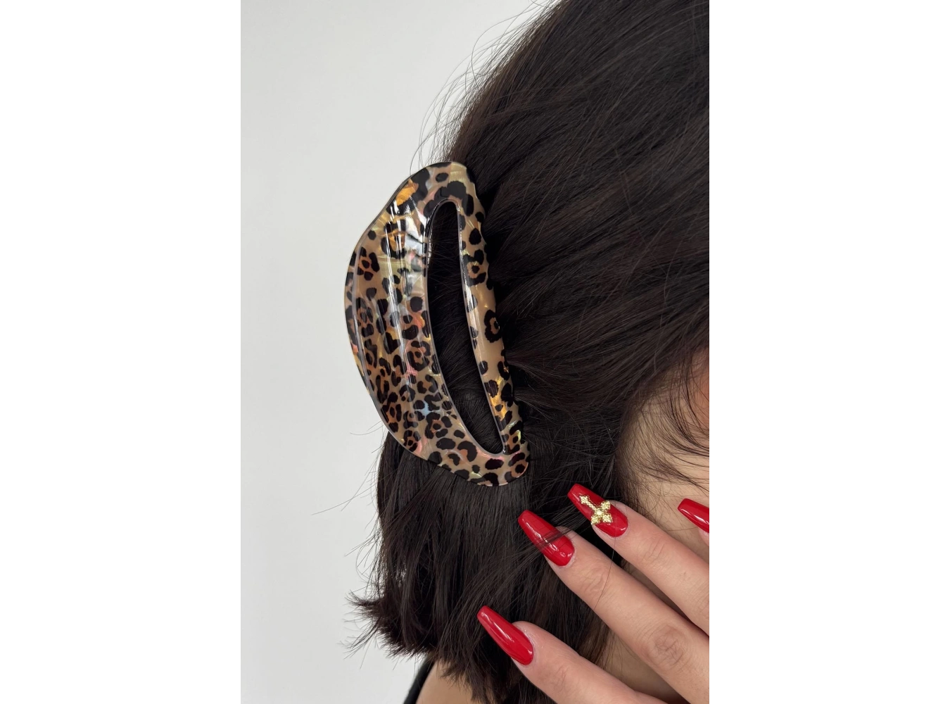 Karışık Renk Leopar Desenli Kemik Mandal Toka