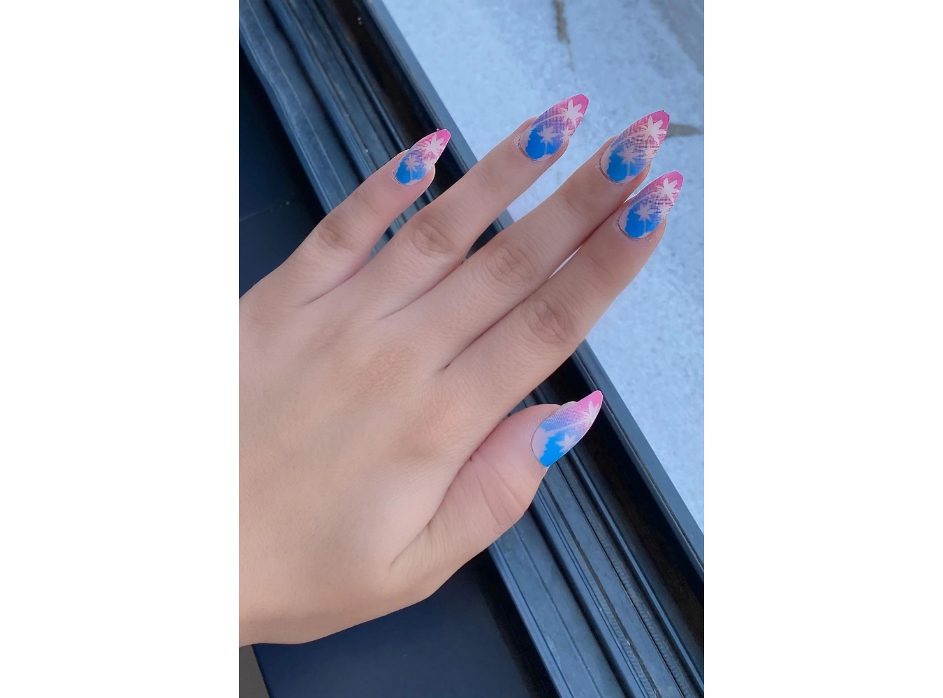 Karışık Renk Palmiye Figürlü 12li Takma Takma Tırnak (Yapıştırıcılı)
