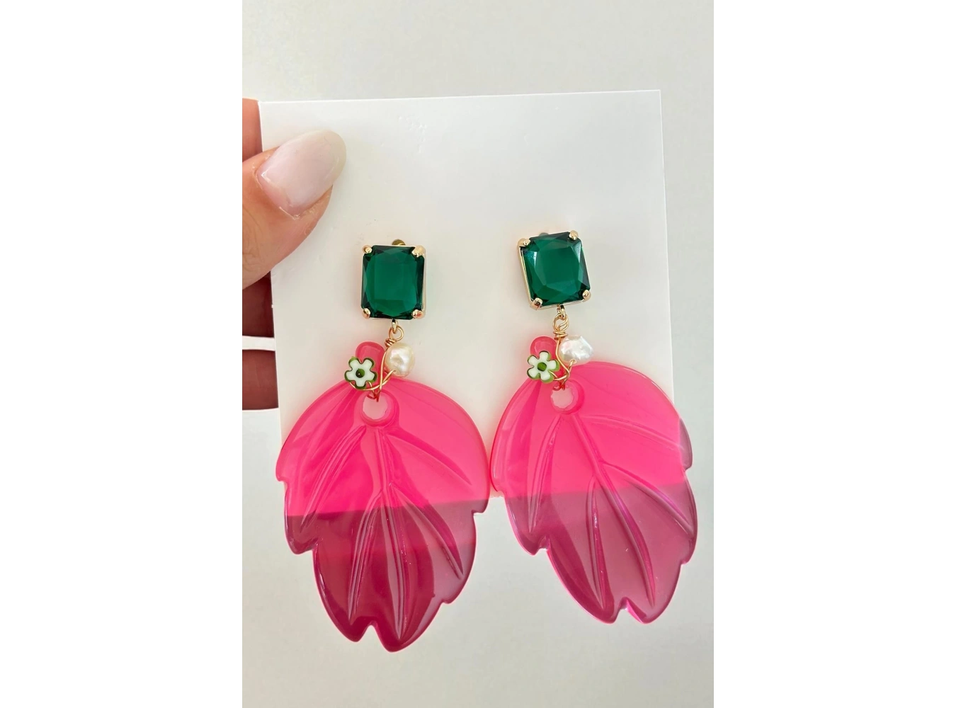 Karışık Renk Yaprak Figürlü Taş Detaylı Tasarım Küpe (Çift)