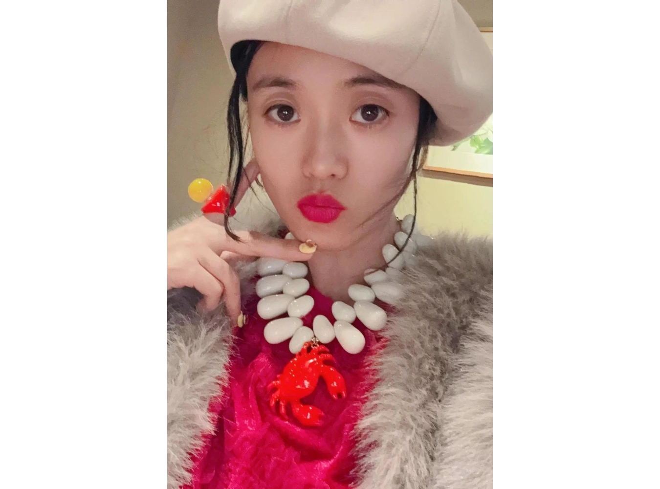 Karışık Renk Yengeç Figürlü Tasarım Kolye