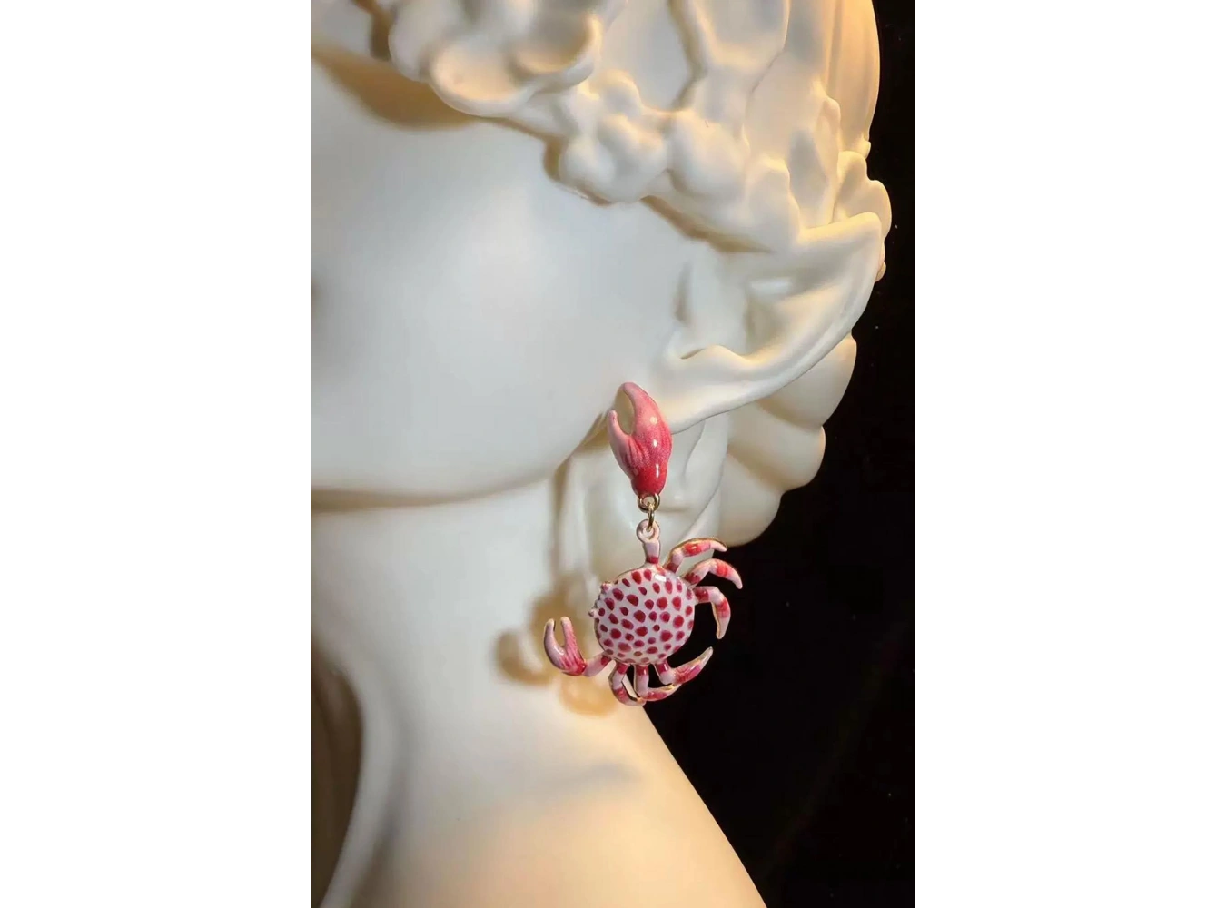 Karışık Renk Yengeç Figürlü Tasarım Küpe(Çift)