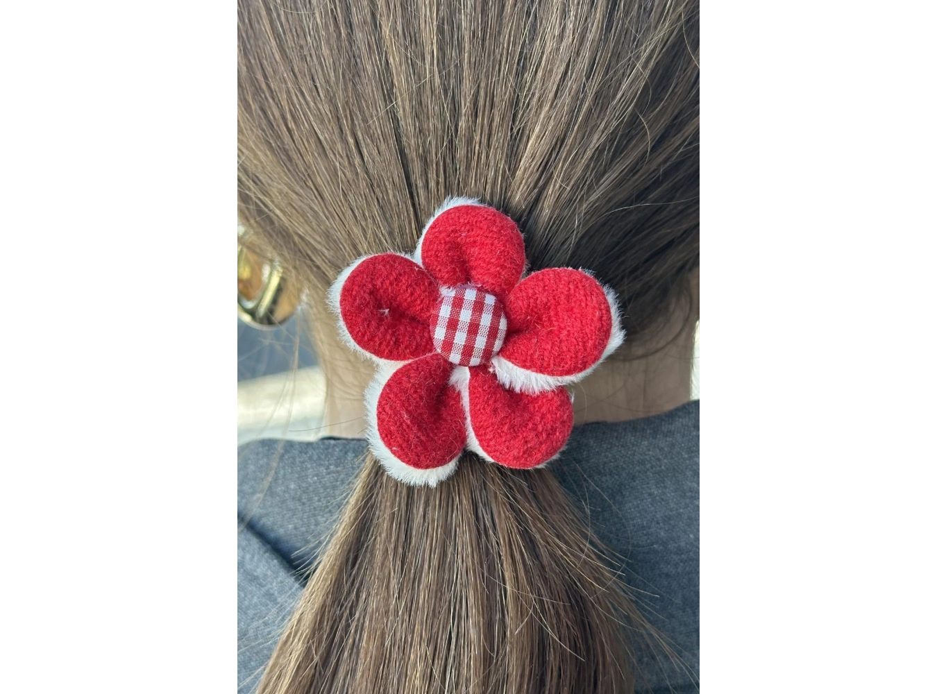 Kırmızı Renk Çiçek Figürlü Lastik Toka