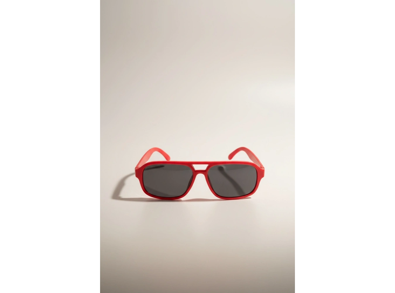 Kırmızı Renk Çocuk Güneş Gözlük