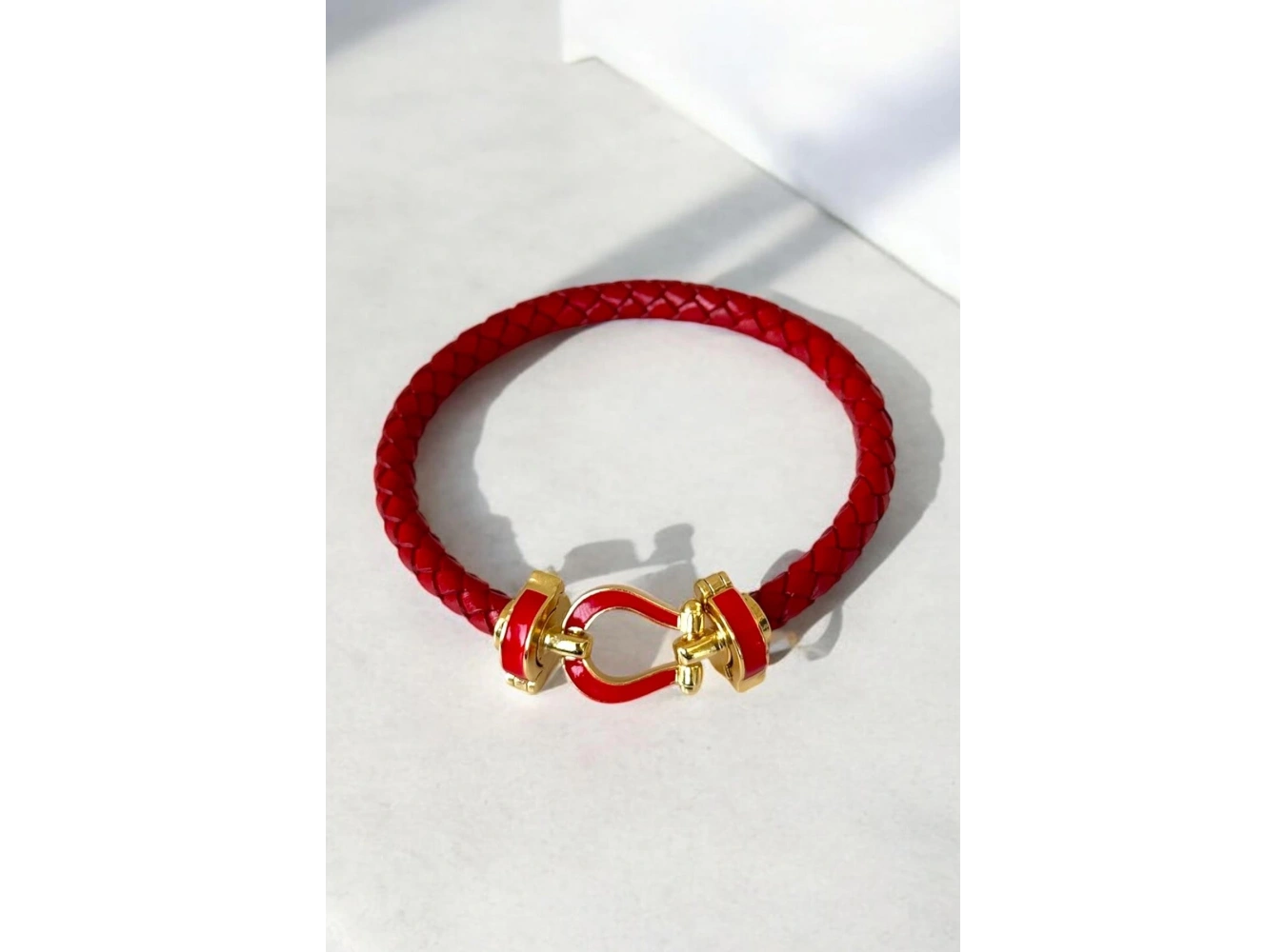 Kırmızı Renk Deri Kelepçe Bileklik