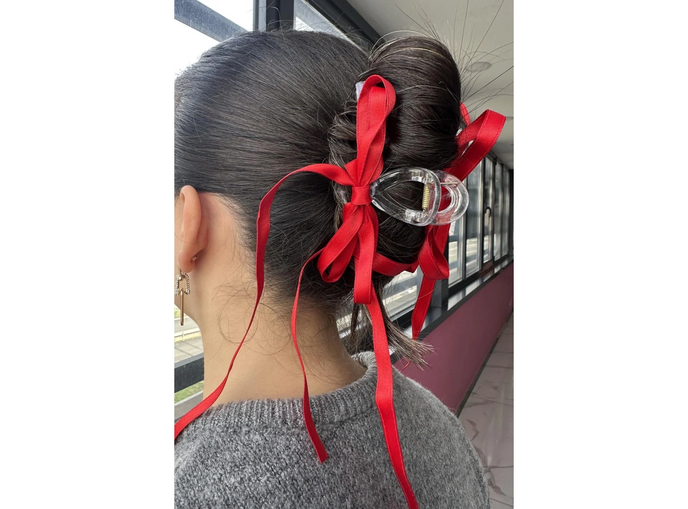 Kırmızı Renk Kurdele Figürlü Mandal Toka