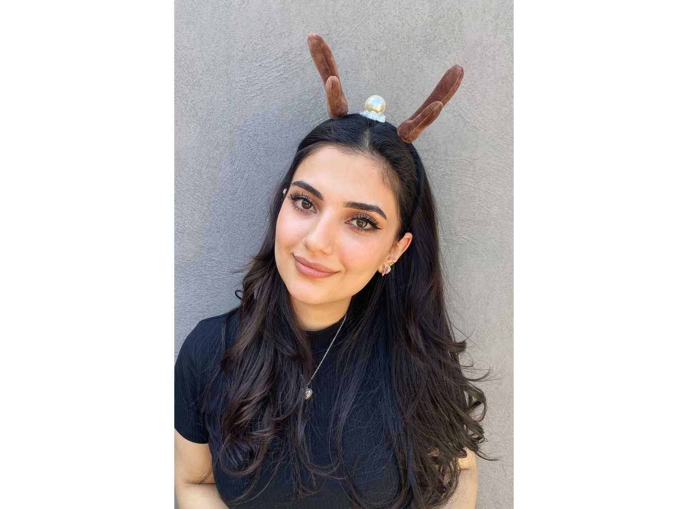 Koyu Kahve Renk Geyik Boynuzu Figürlü İnci Detaylı Taç