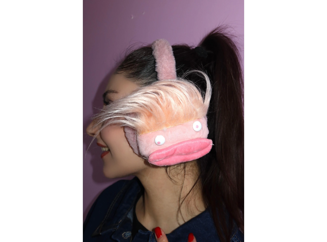 Koyu Pembe Renk Canavar Figürlü Peluş Kulaklık