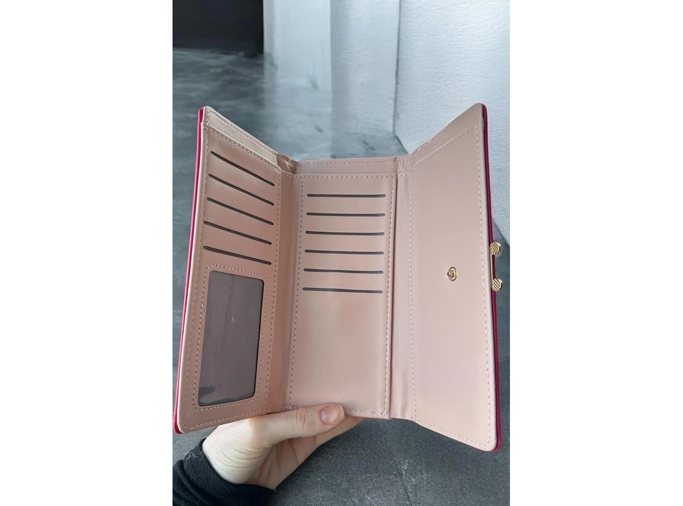 Koyu Pembe Renk Kalp Detaylı Kadın Cüzdan