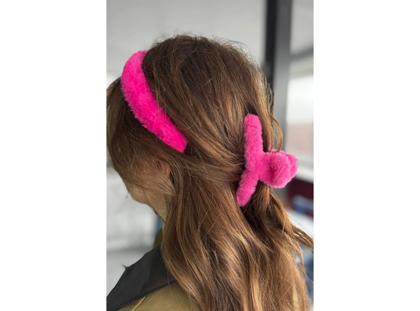 Koyu Pembe Renk Peluş Mandal Toka Ve Taç Set