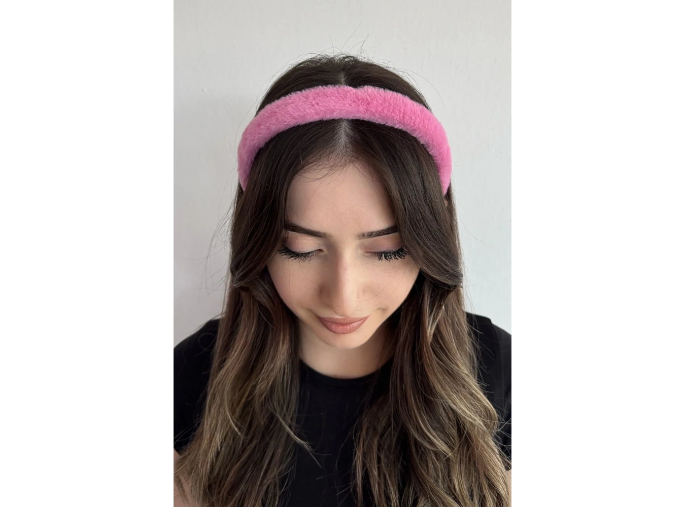 Koyu Pembe Renk Peluş Taç