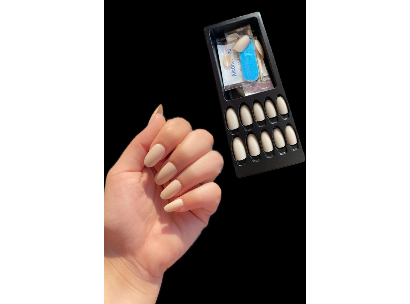 Krem Renk 24lü Takma Tırnak Seti