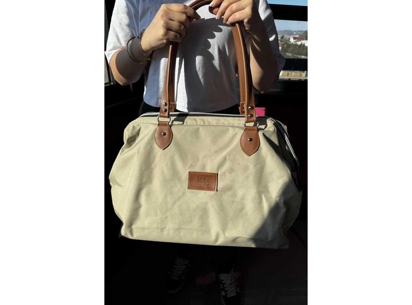 Krem Renk Büyük Boy El Çantası/ Seyahat Çantası