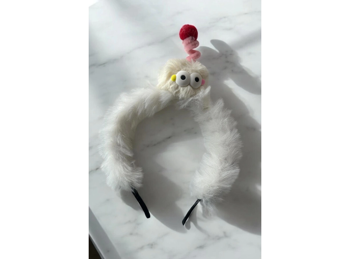 Krem Renk Canavar Figürlü Çocuk Taç