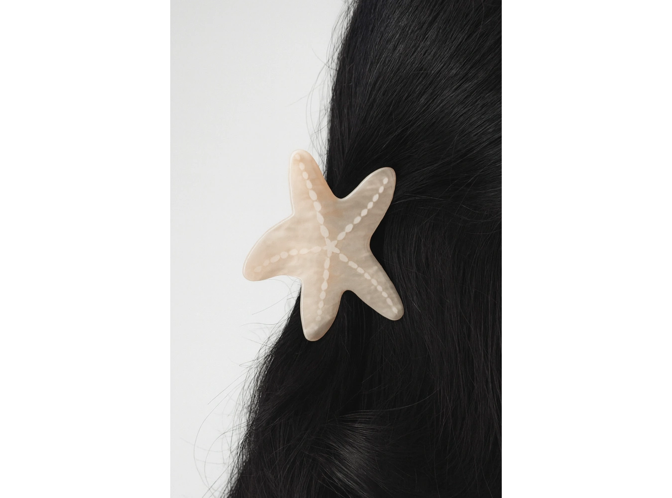 Krem Renk Deniz Yıldız Figürlü Kemik Mandal Toka