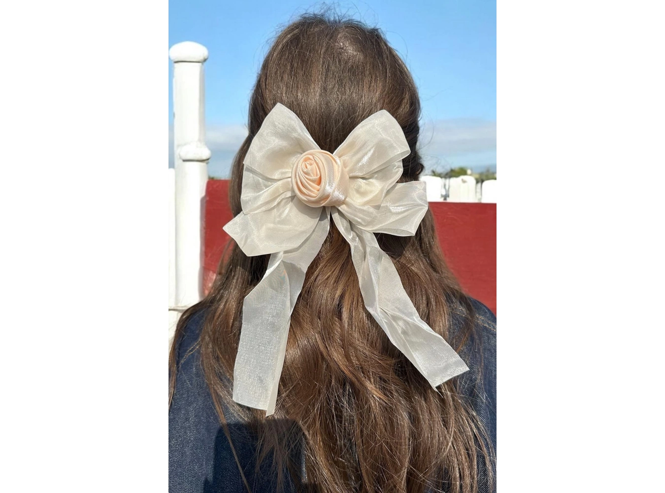 Krem Renk Gül Figürlü Kurdele Pens Toka