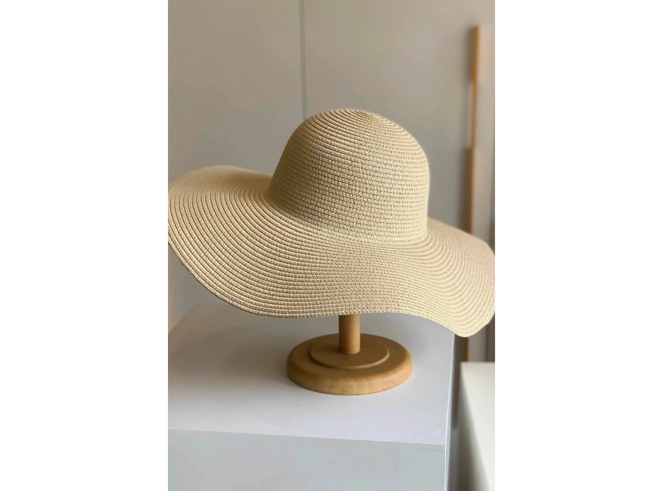 Krem Renk Hasır Şapka