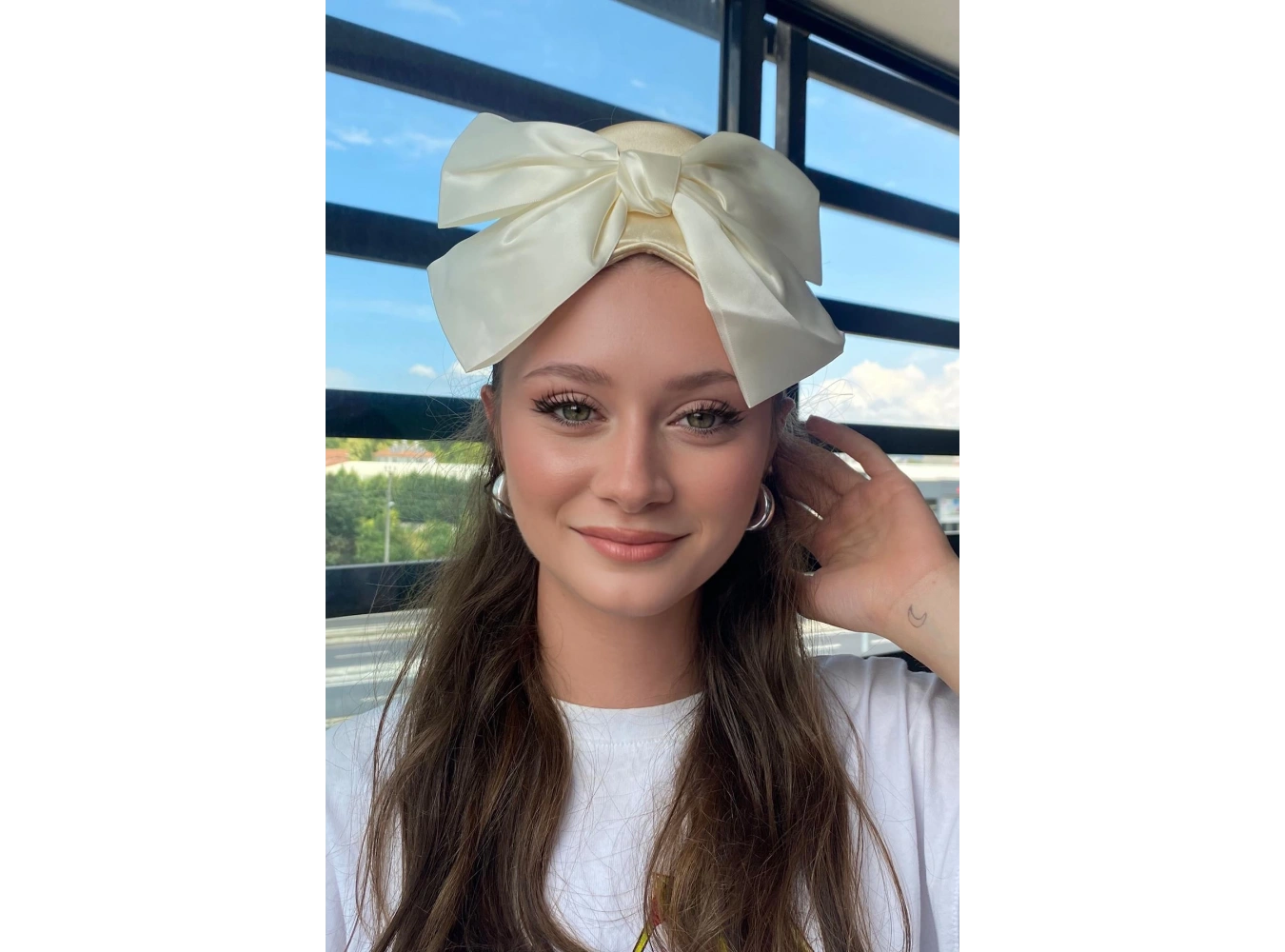 Krem Renk Kurdele Figürlü Saten Uyku Bandı