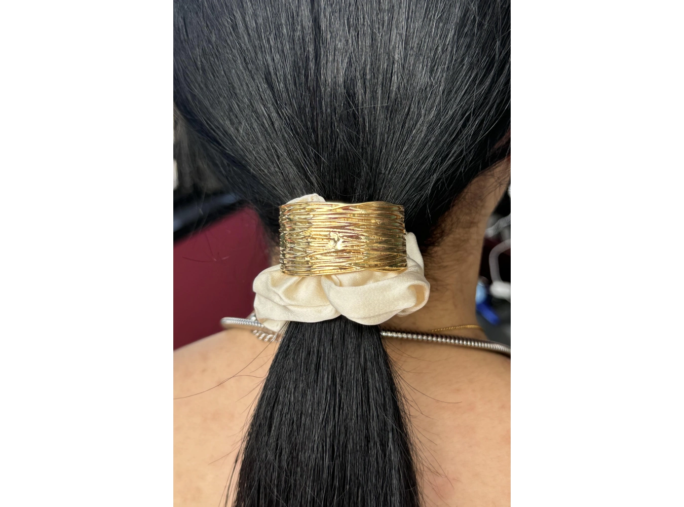 Krem Ve Altın Renk Metal Detaylı Simit Toka