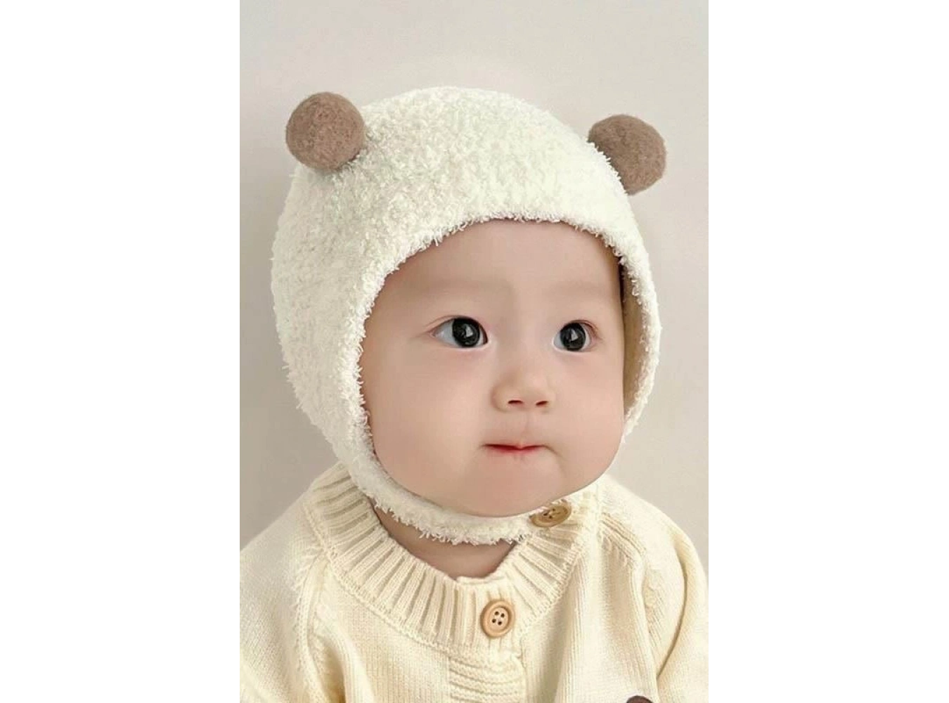 Krem Ve Kahve Renk Ponpon Detaylı Bebek Peluş Şapka