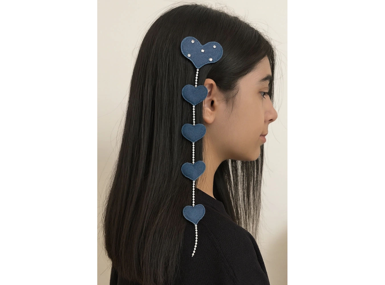 Lacivert Renk Kalp Figürlü İnci Ve Taş Detaylı Pens Toka