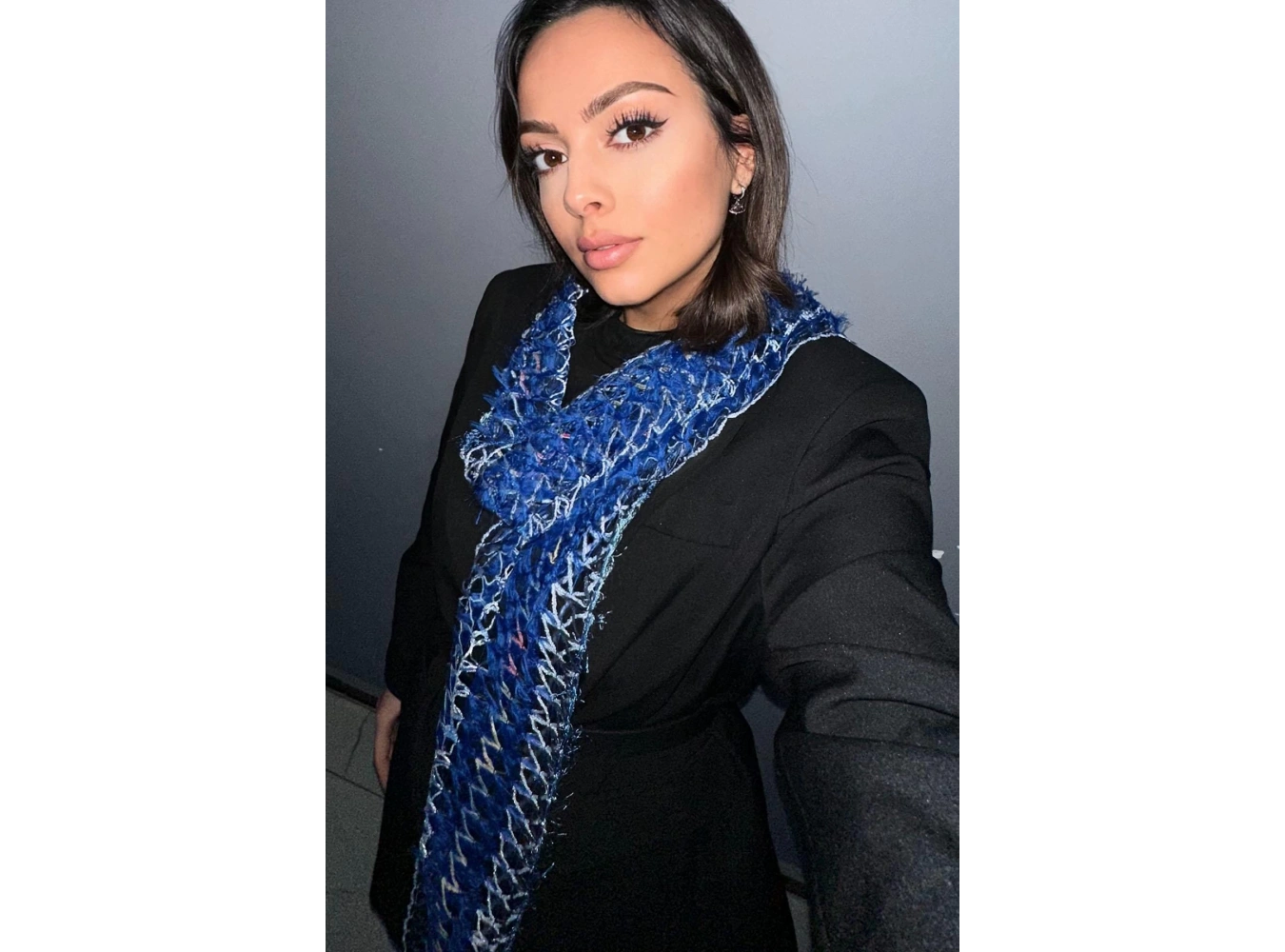 Lacivert Renk Örgü Detaylı Şal