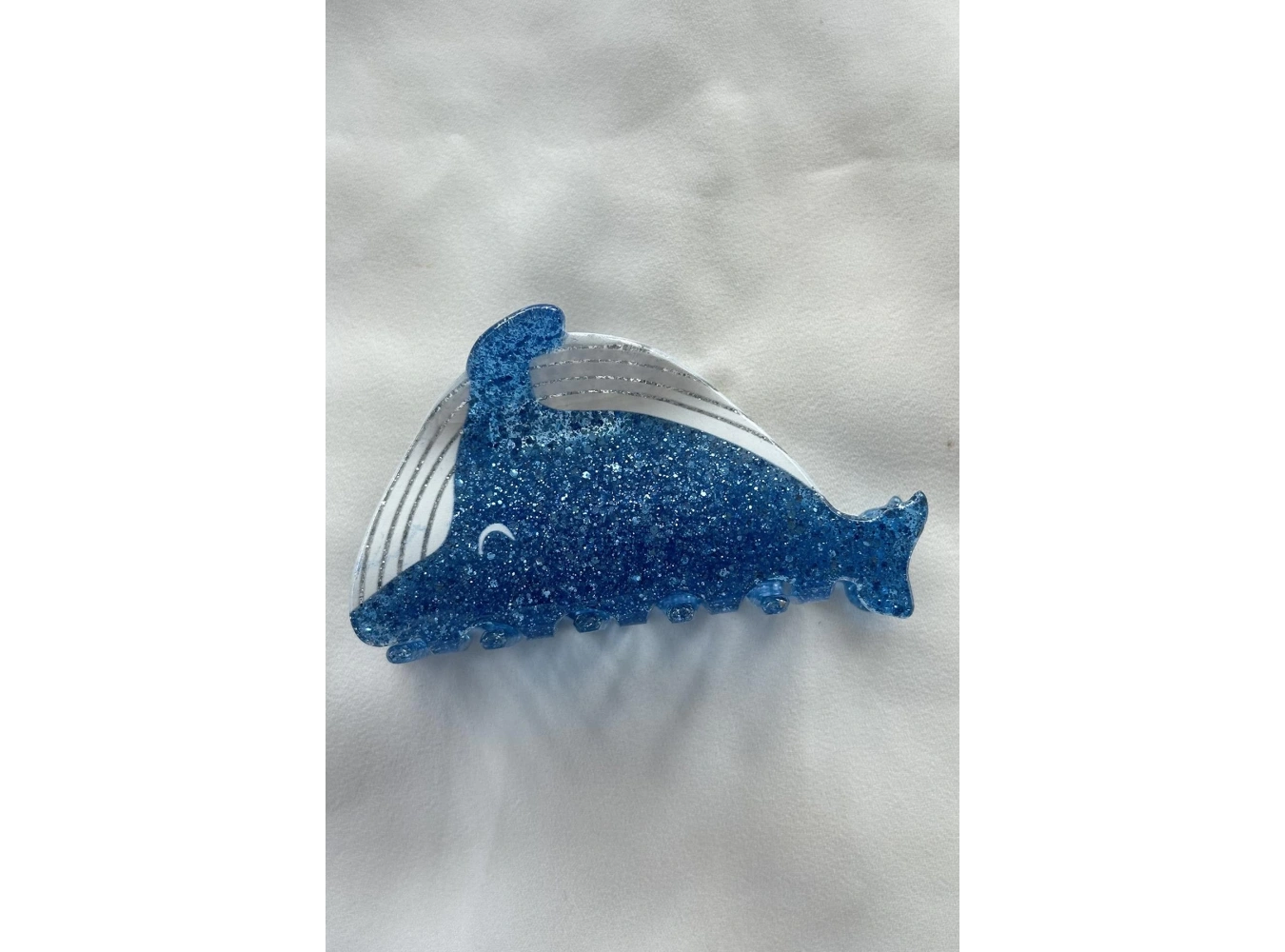 Lacivert Ve Beyaz Renk Balina Figürlü Kemik Mandal Toka