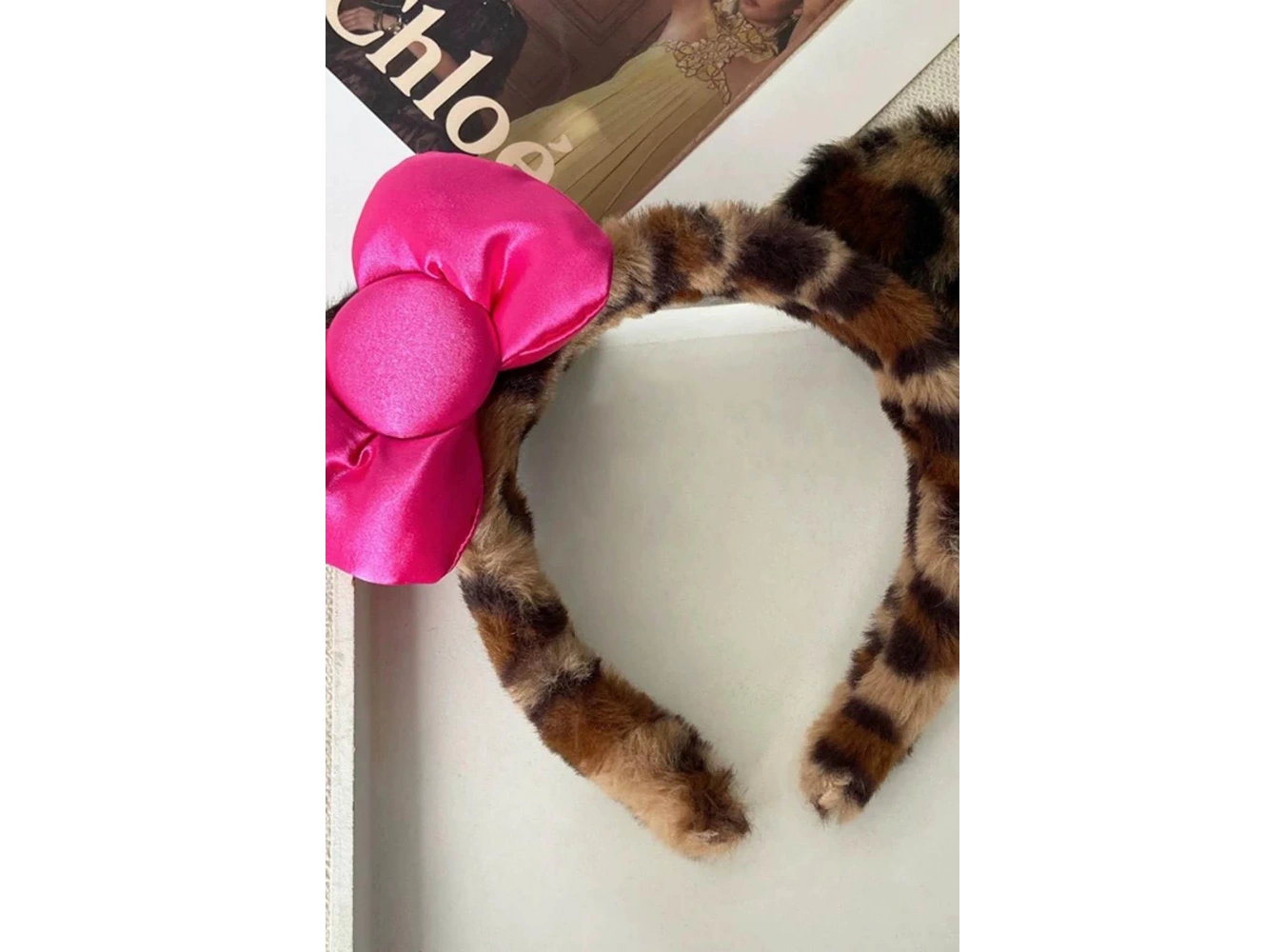 Leopar Desenli Kurdele Figürlü Peluş Taç