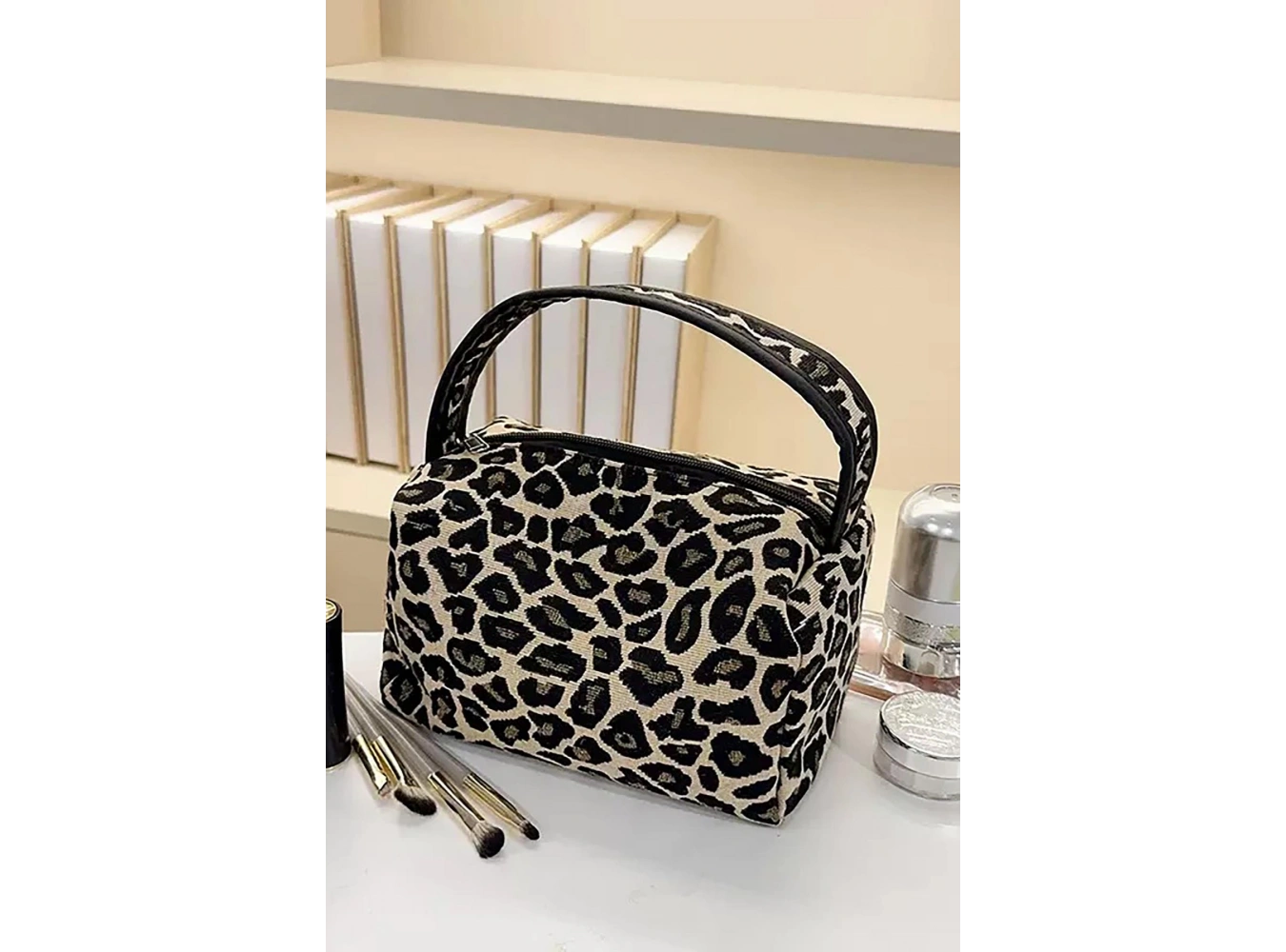 Leopar Desenli Makyaj Çantası