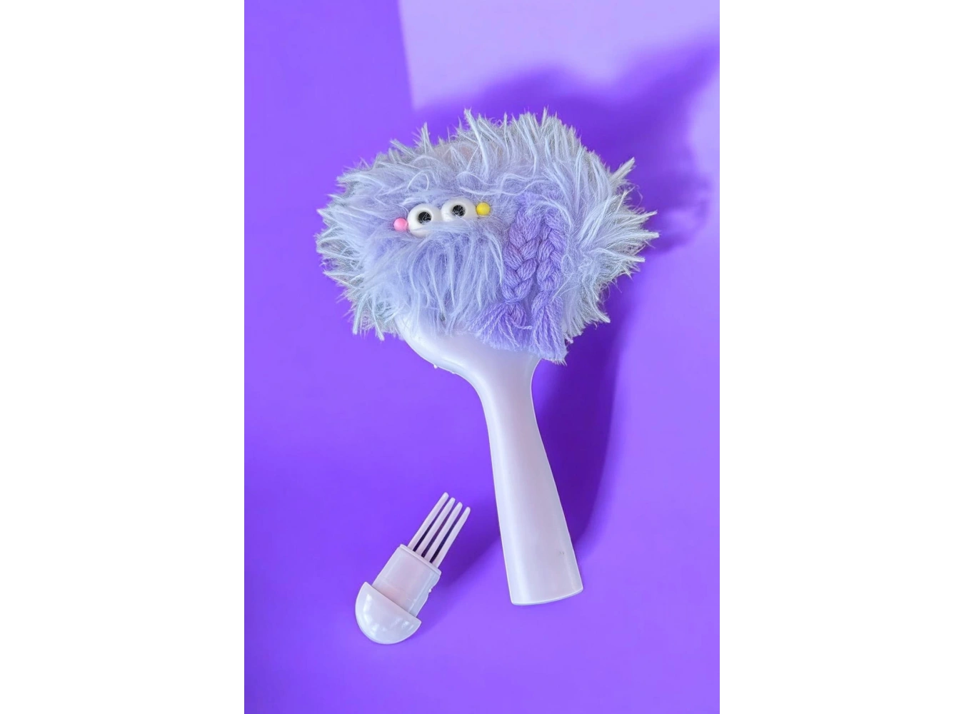 Lila Renk Canavar Figürlü Charm Takılabilir Saç Fırçası/Tarak