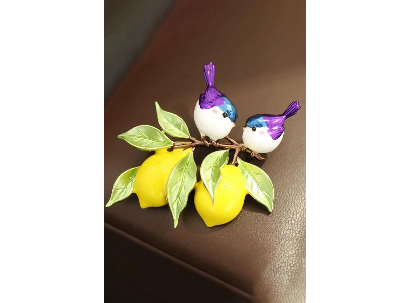 Limon Ve Kuş Figürlü Broş