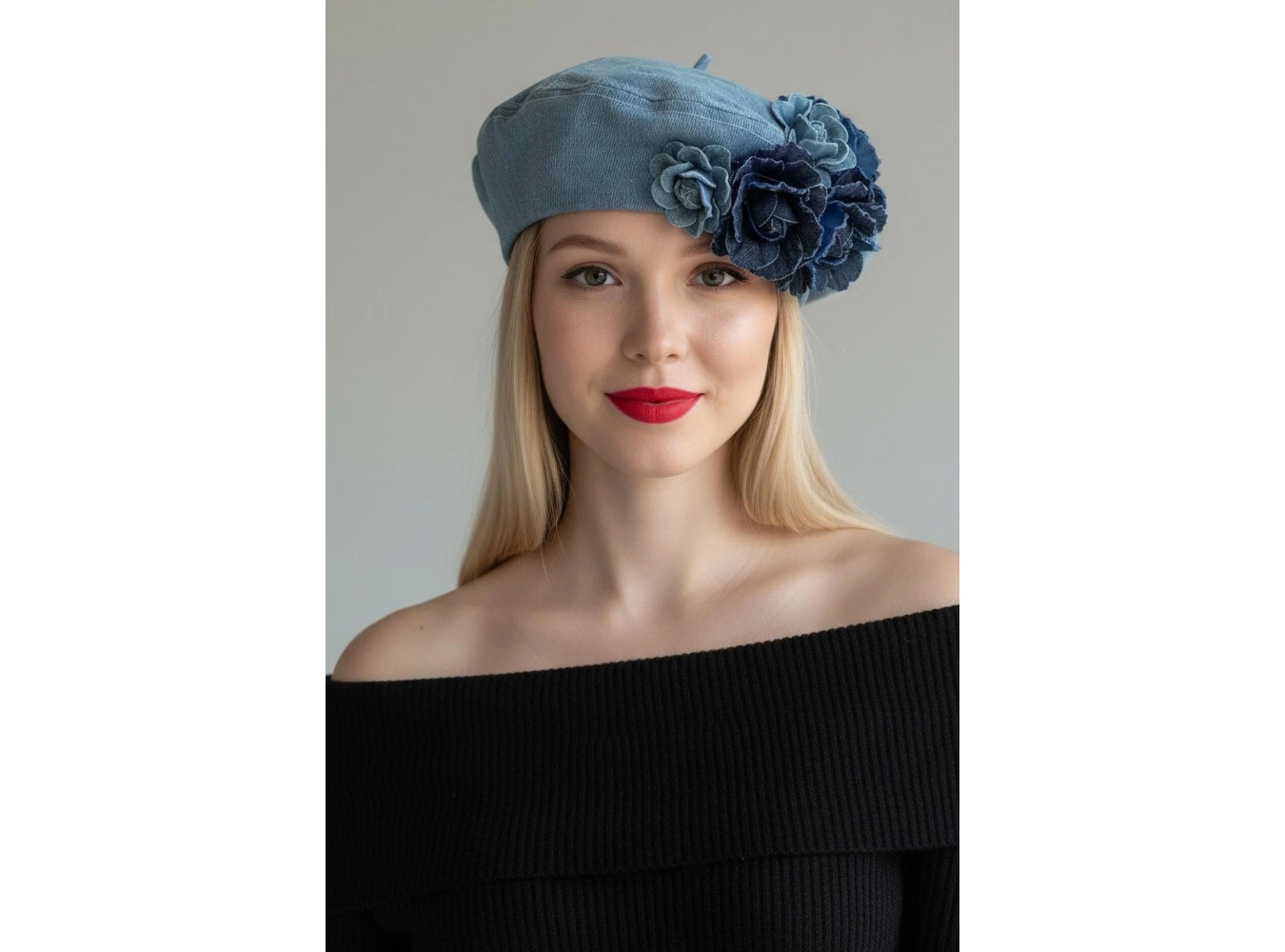 Mavi Renk Çiçek Figürlü Kot Tasarım Şapka