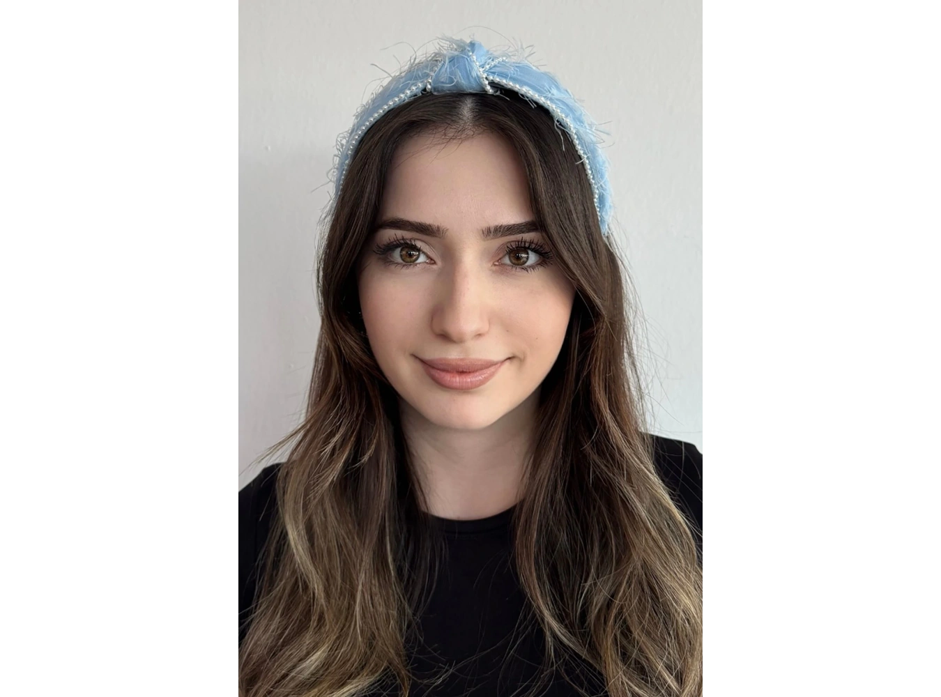 Mavi Renk İnci Detaylı Taç