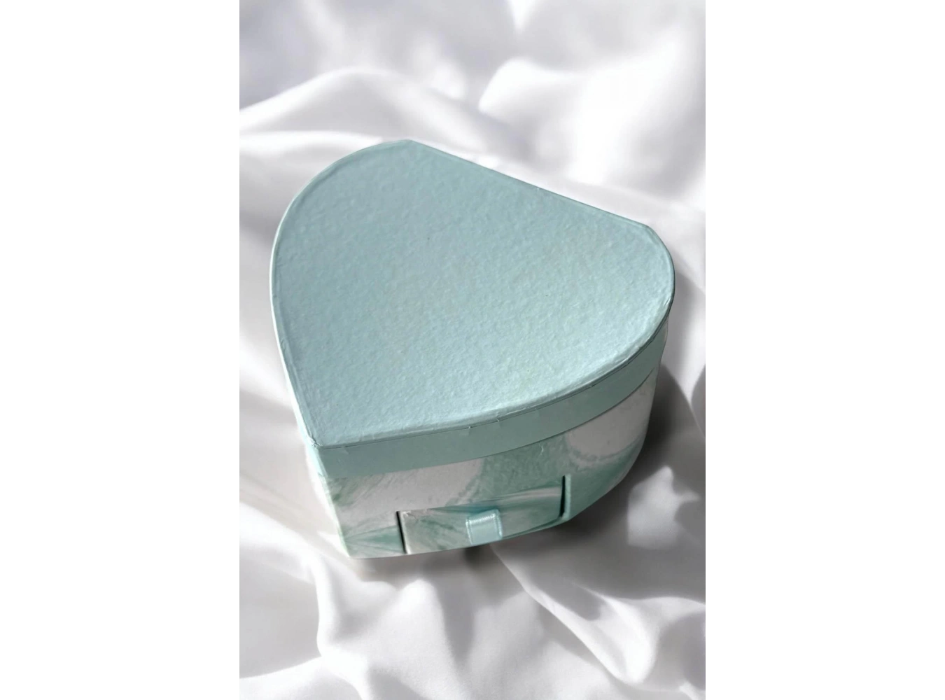 Mavi Renk Kalp Figürlü Bölmeli Çekmeceli Takı Organizeri