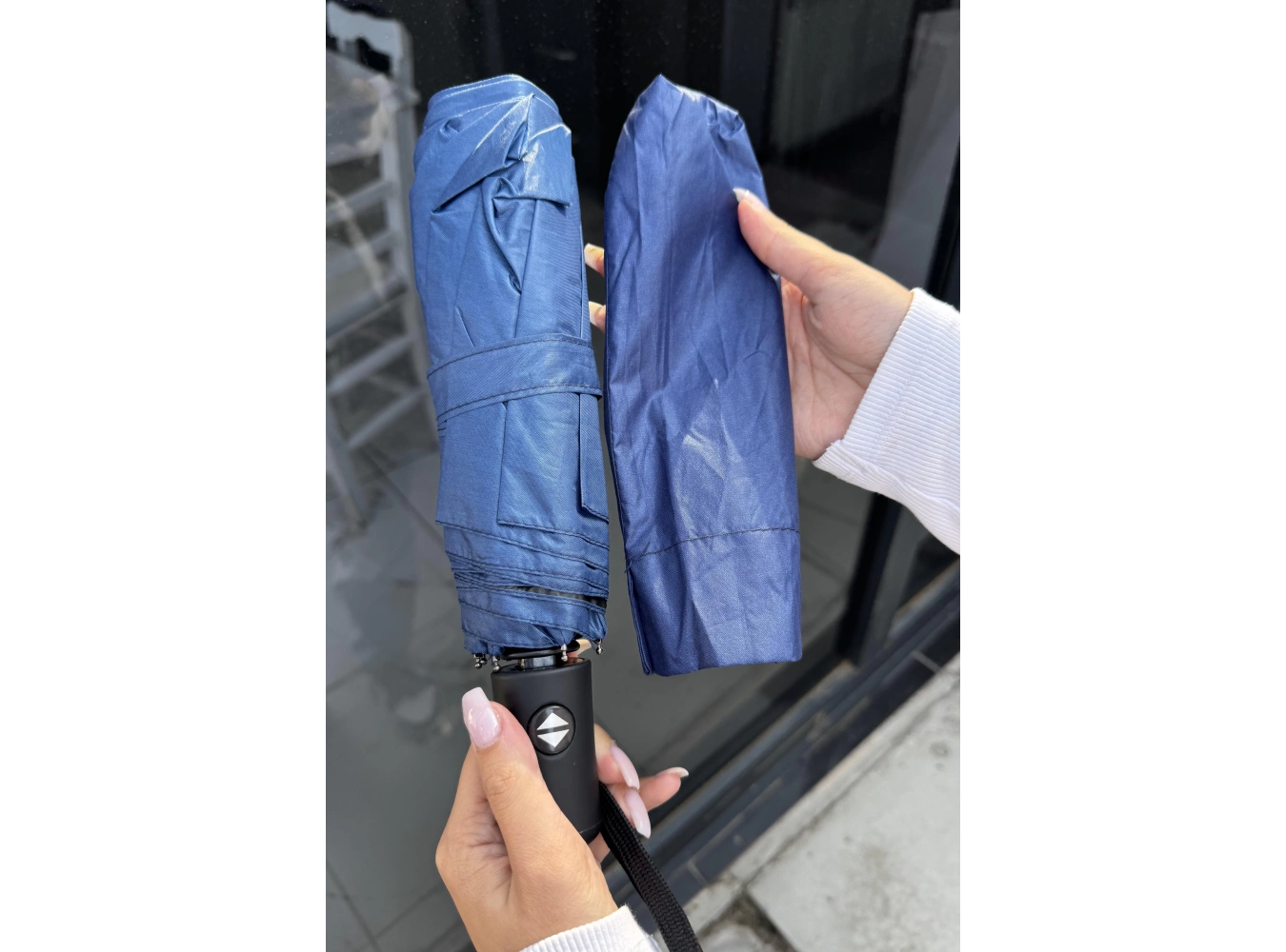 Mavi Renk Katlanabilir Şemsiye