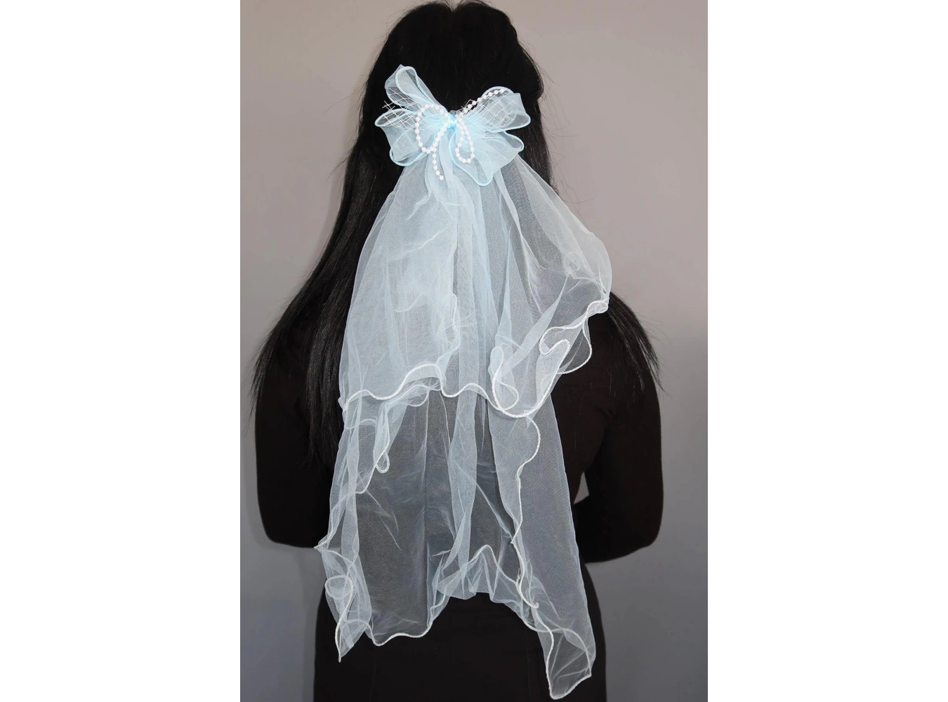 Mavi Renk Kurdele Figürlü Duvak Detaylı Pens Toka