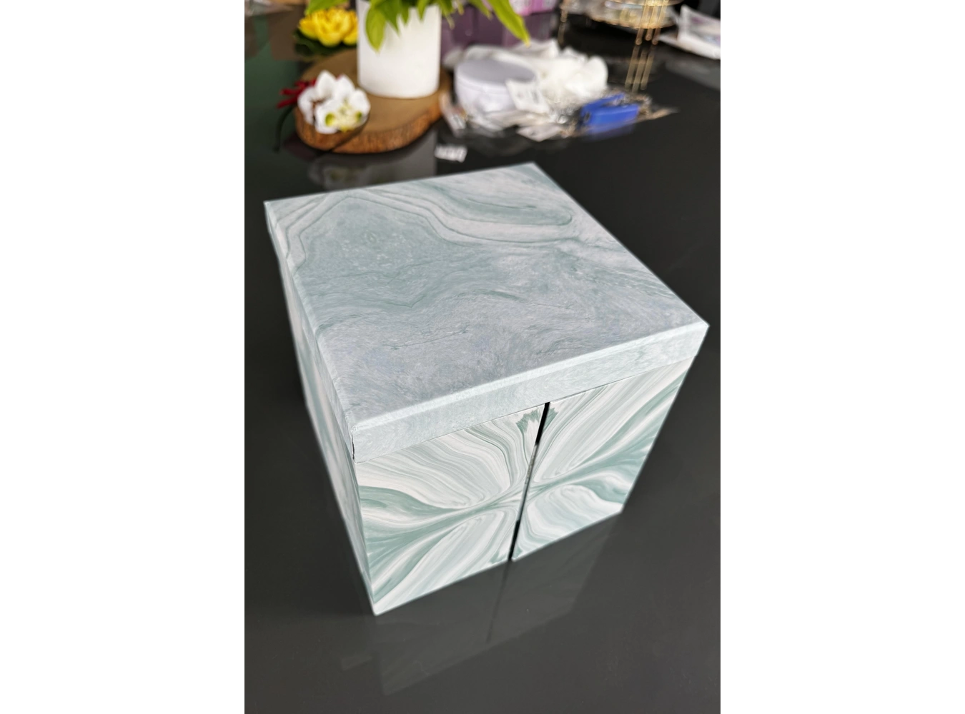 Mavi Renk Kutulu Ayna Detaylı Takı Organizer