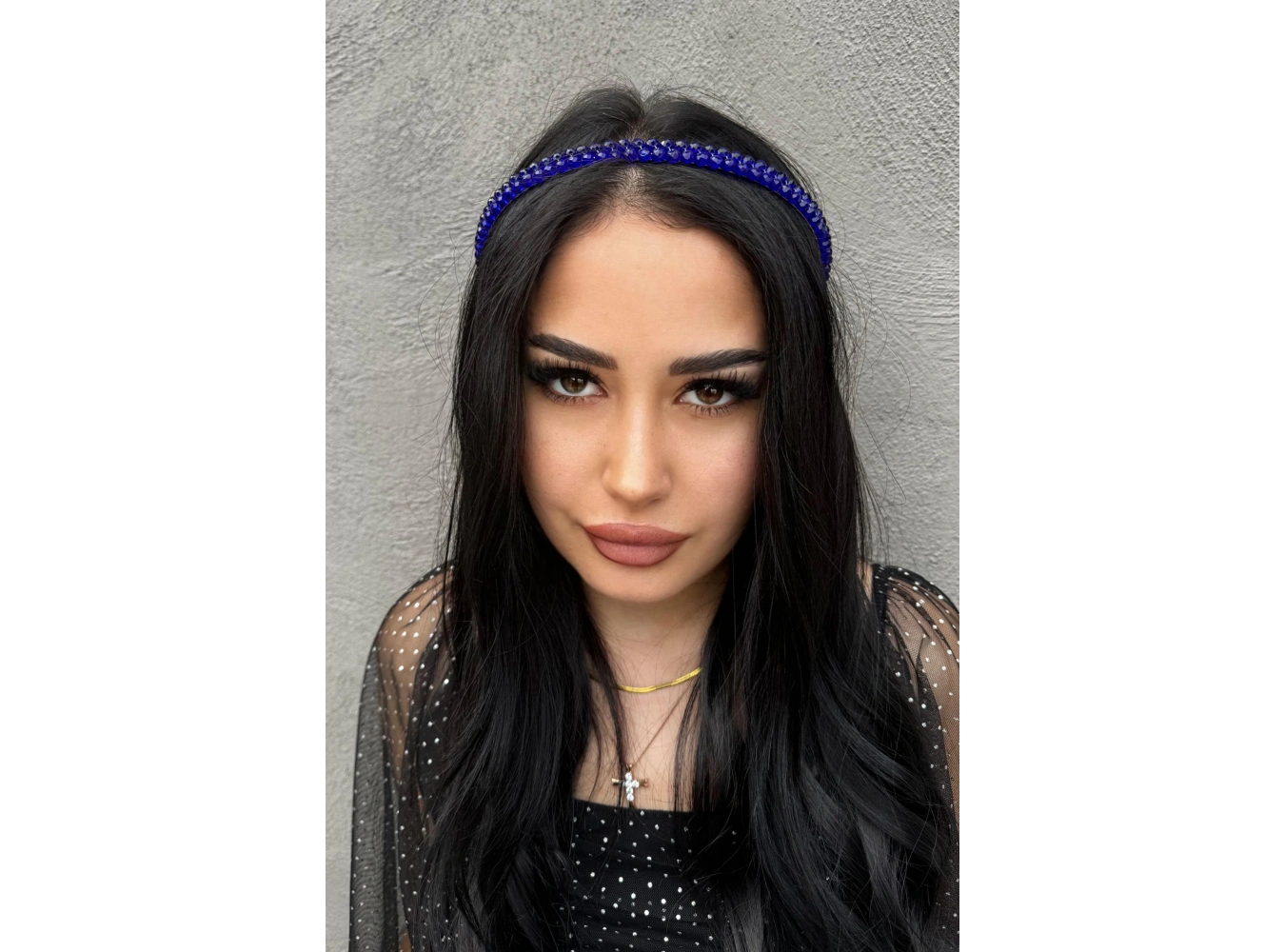 Mavi Renk Taş Detaylı Taç