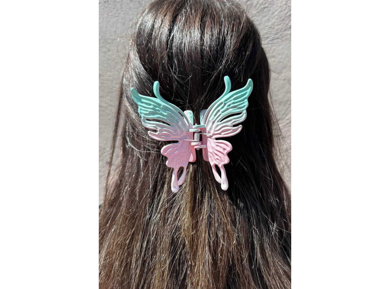 Mavi Ve Pembe Renk Kelebek Figürlü Kemik Mandal Toka