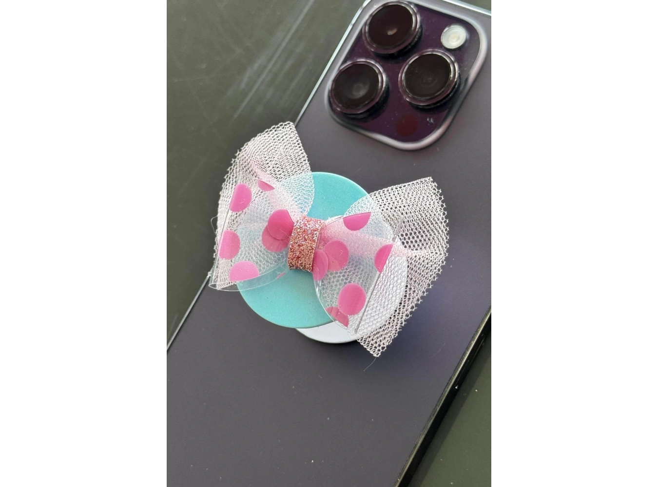 Mavi Ve Pembe Renk Kurdele Figürlü 3D Telefon Tutacağı