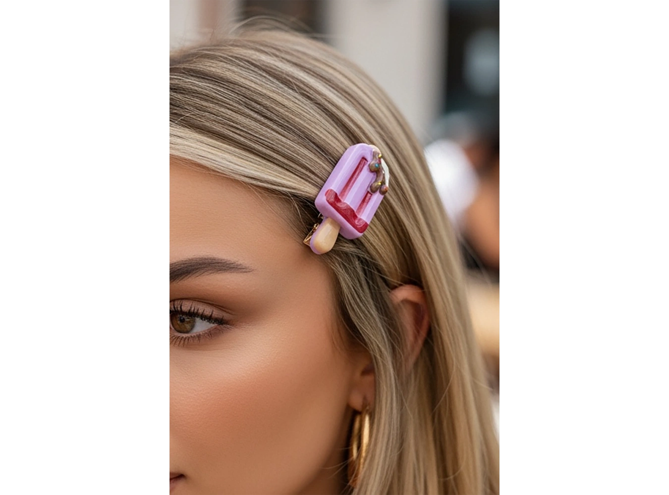 Mor Renk Dondurma Figürlü Yan Toka