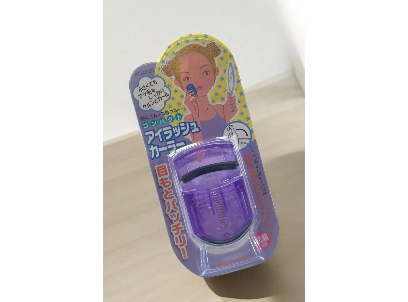 Mor Renk Kirpik Kıvırıcı/ Kirpik Kıvırma Aparatı