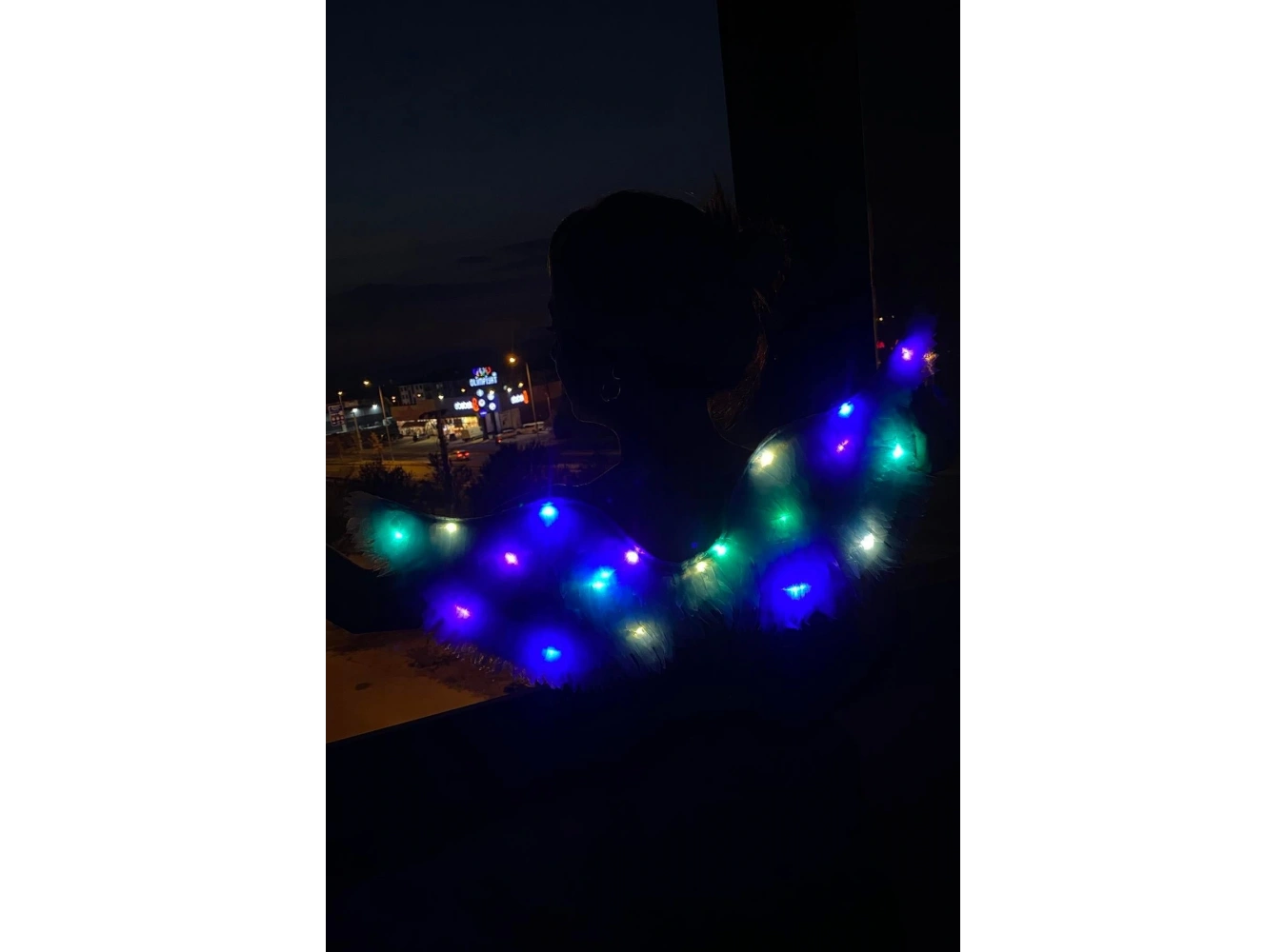 Mor Renk Led Yanıp Sönen Işıklı Melek Kanat