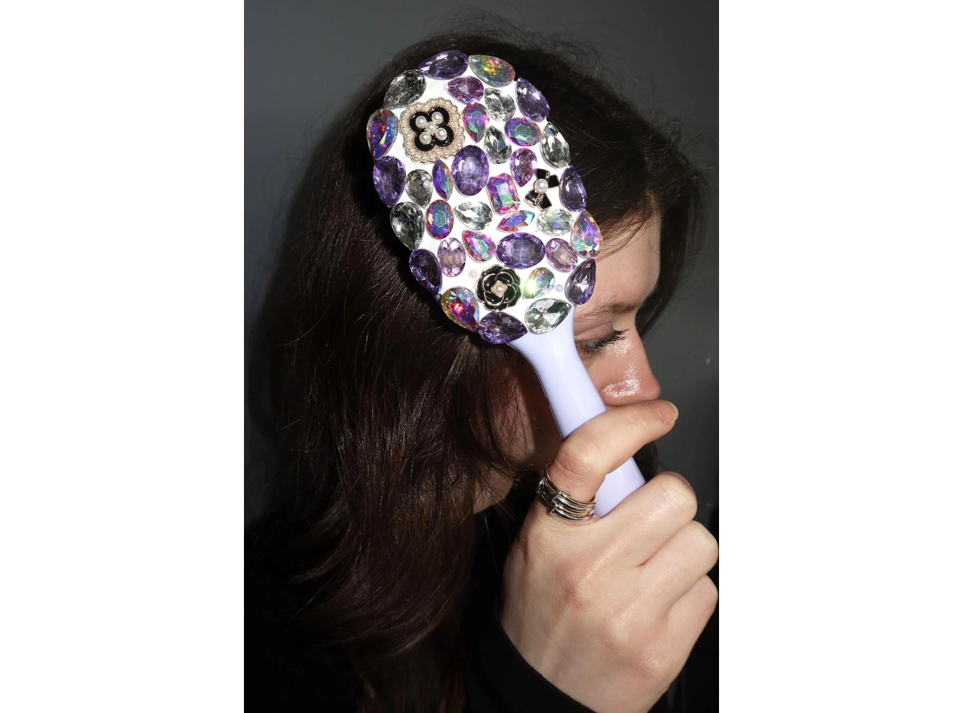 Mor Renk Taş Ve İnci Detaylı Saç Tarama Fırçası/ Tarak