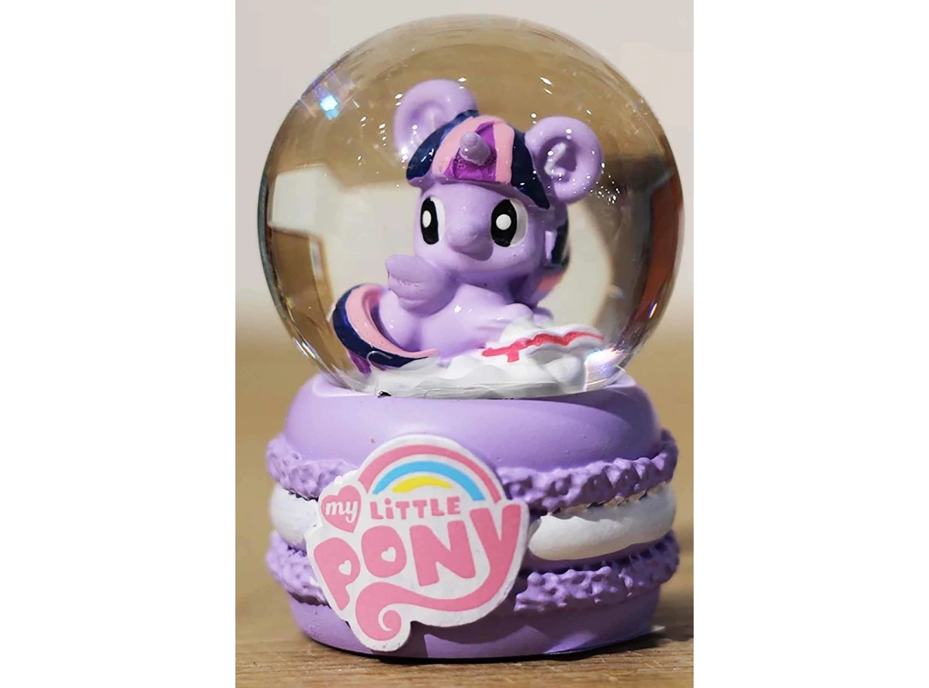 Mor Renk Unicorn Figürlü Küçük Boy Işıklı Kar Küresi